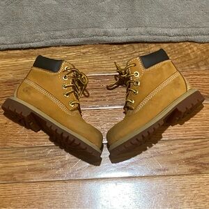 Timberland Premium 6 Inch Waterproof Boots Toddler Sz 7 Classic Wheat Nubuck